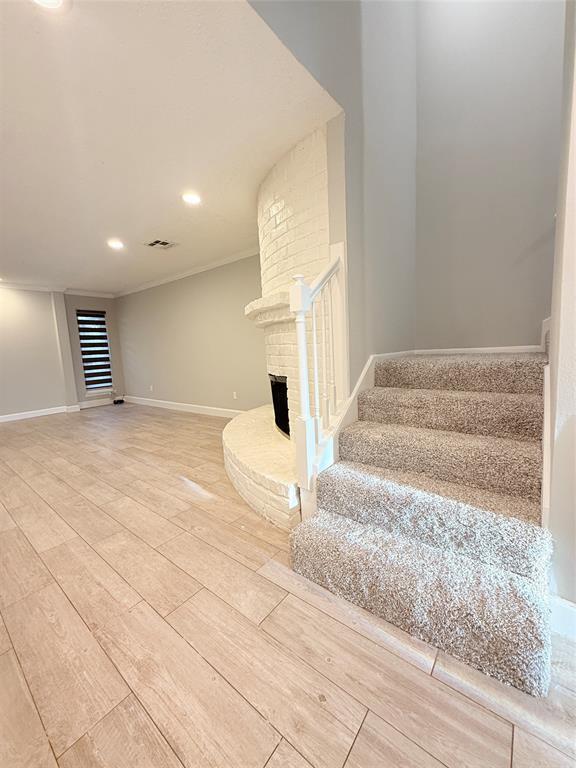 Building Photo - 9398 Beechnut St