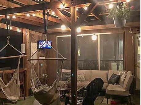 Building Photo - 3012 Hilltop Dr