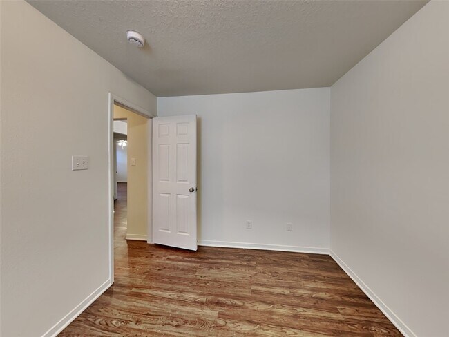Building Photo - 18514 Inwood Elm Cir