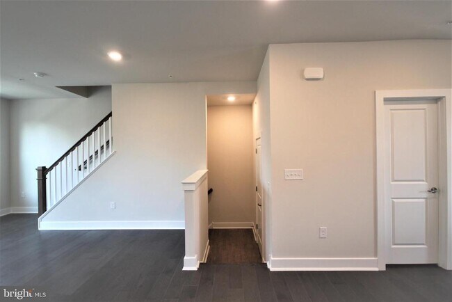 Building Photo - 4856 Stump Rd