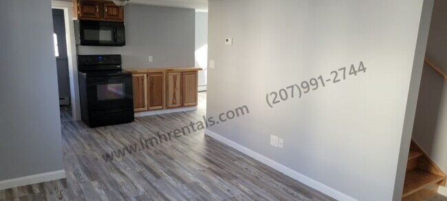 Building Photo - 97 Grove St