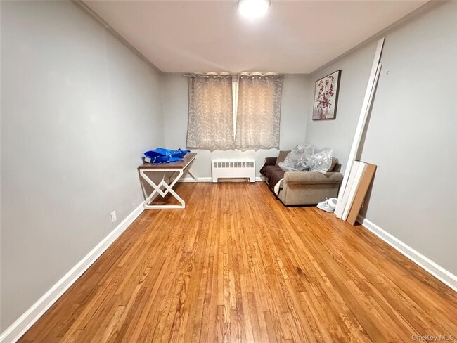 Building Photo - 85-16 Little Neck Pkwy