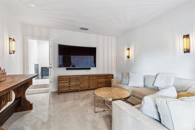 Building Photo - 4705 Clydesdale Dr