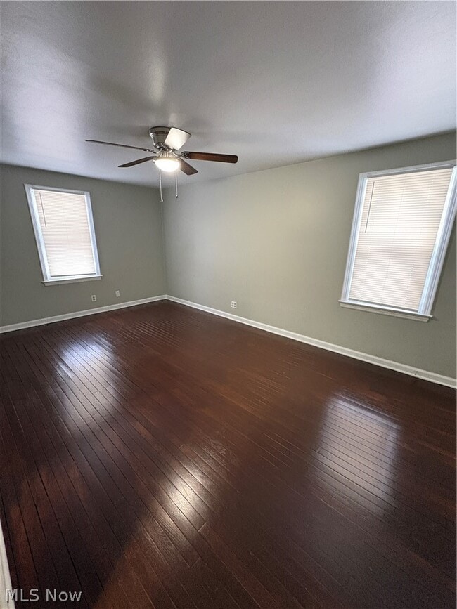 Building Photo - 738 West St