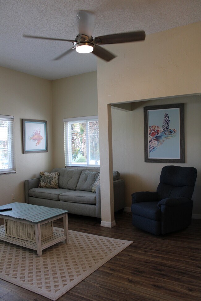 Building Photo - 5038 Alta Vista Ave