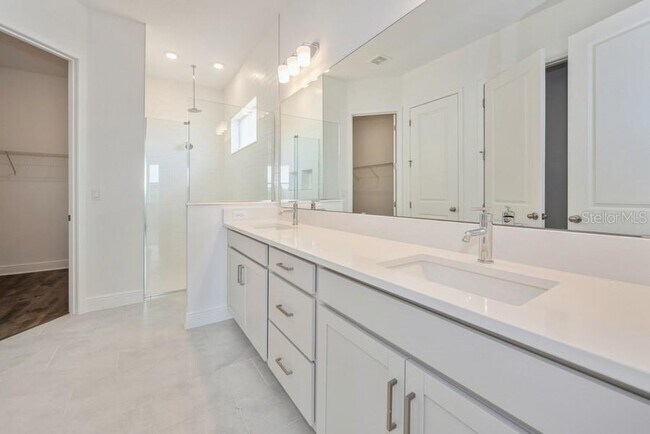 Building Photo - 16029 Volterra Point