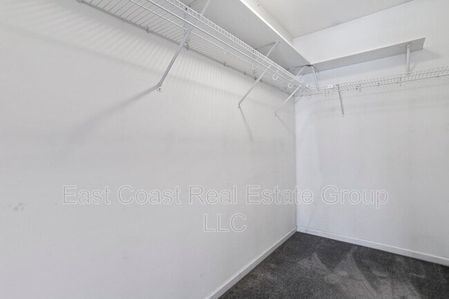 Building Photo - 77 Grassy Meadow Rd