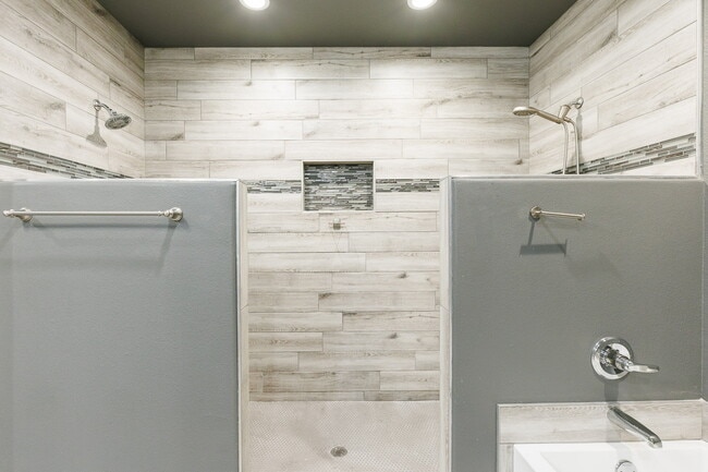 Building Photo - Beautiful home with a Media Room!