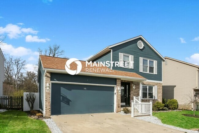 Building Photo - 3 Bedroom Pet-Friendly Home in Columbus, OH with Main Street Renewal
