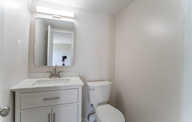 Building Photo - 8308 Tobin Rd