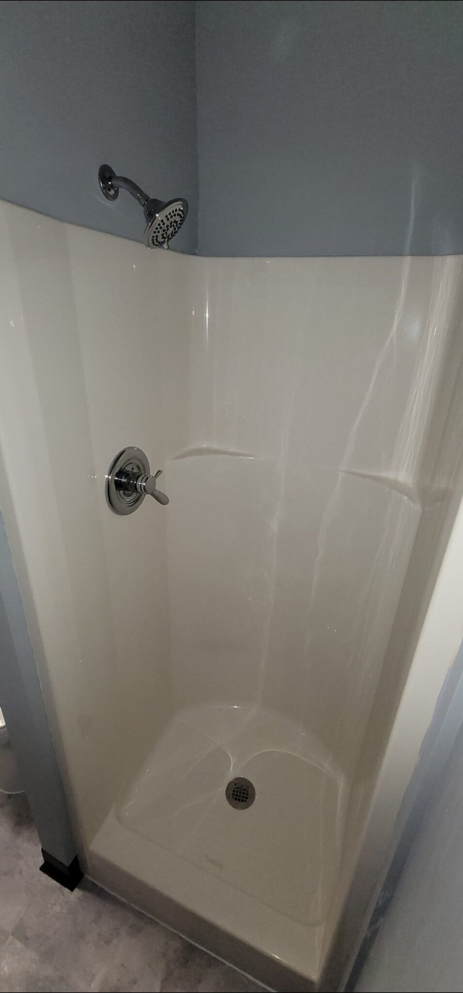 Bathroom 2 + Laundry room - 237 Ingram Ave