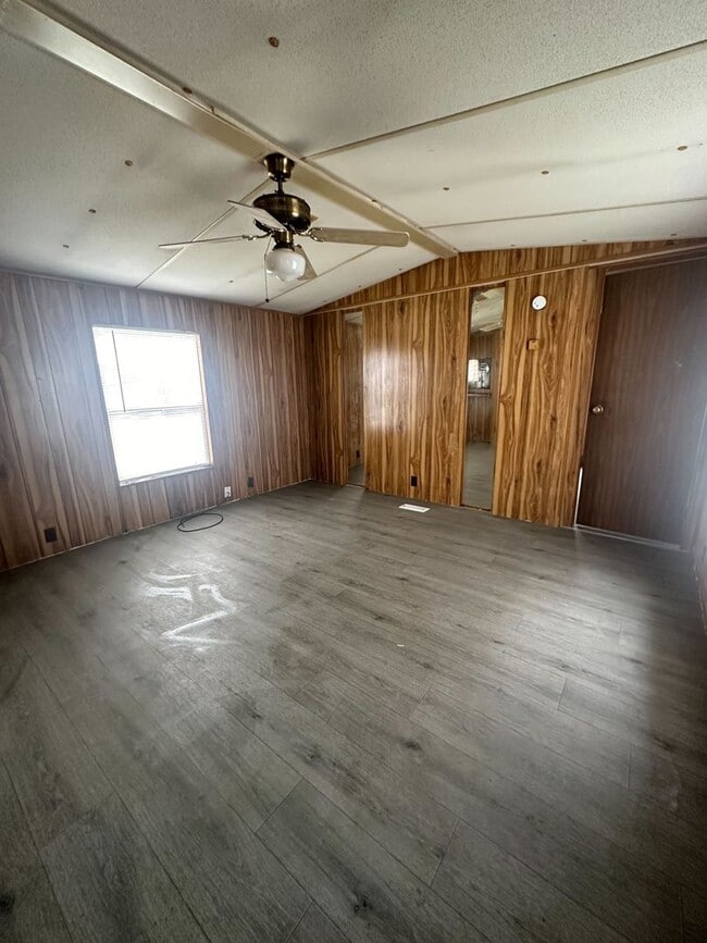 Building Photo - Available Now! Rent this 2 bedroom, 2 bathroom home in Aiken! Apply Now!