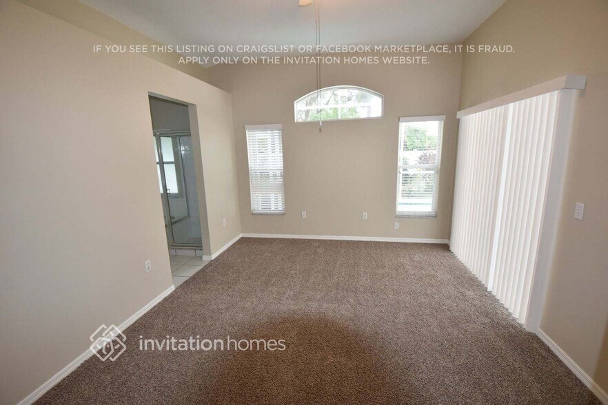 Building Photo - 11286 Beebalm Cir
