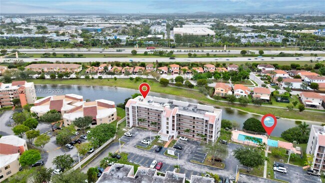 Building Photo - 10155 NW 9th St Cir