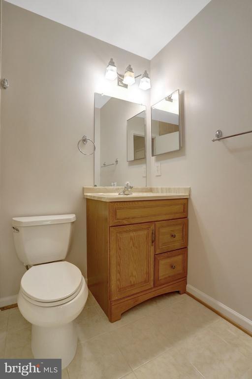 Building Photo - 7416 Spring Tree Dr