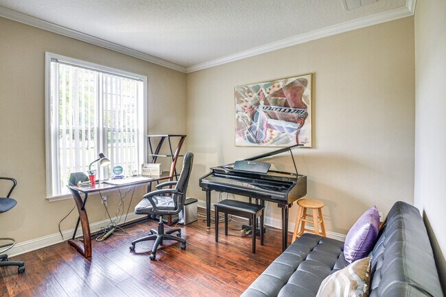 Building Photo - 1 Slate Blue Pl