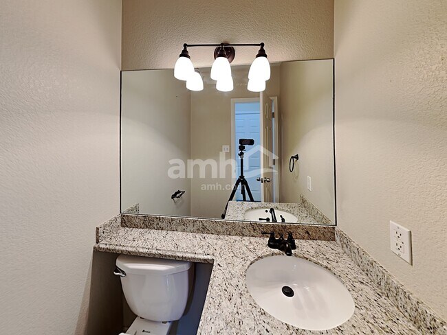 Building Photo - 10936 E 112th Pl