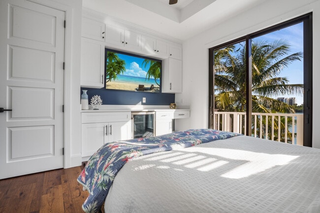 Building Photo - 19471 Harbor Rd S