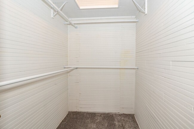 Building Photo - A charming home located in the heart of the Garden District for Rent