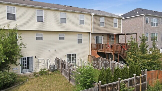 Building Photo - 75 Foal Ln