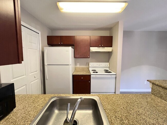 Building Photo - Great Apartment for rent!