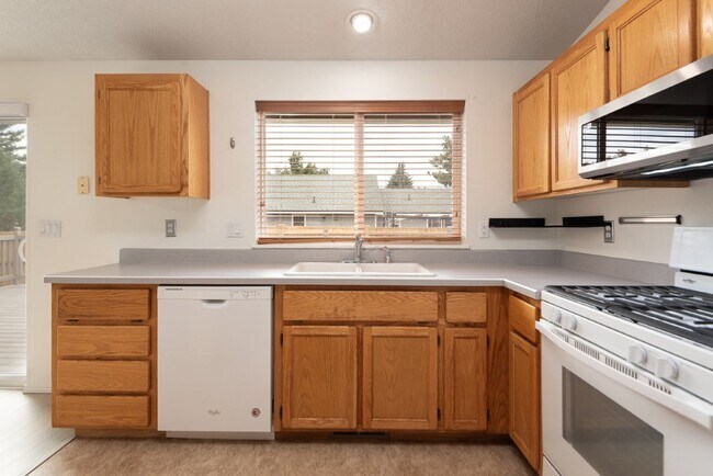 Building Photo - 63251 Gallop Ct