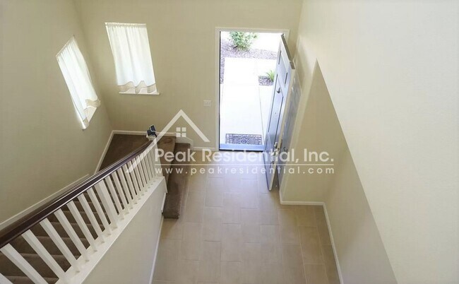 Building Photo - Wonderful Elk Grove 4bd/3ba Home with 2 Car Garage & Loft Area