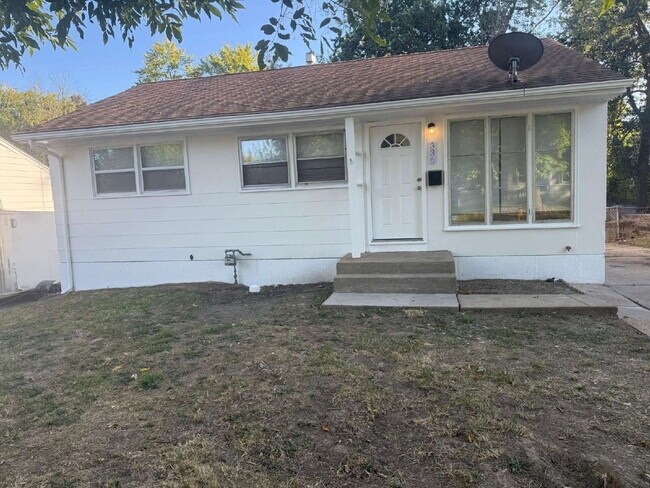 Primary Photo - Beautiful 4-Bedroom Home for Rent in St. L...