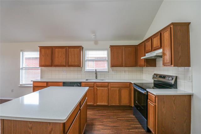 Building Photo - 900 Plumeria Dr
