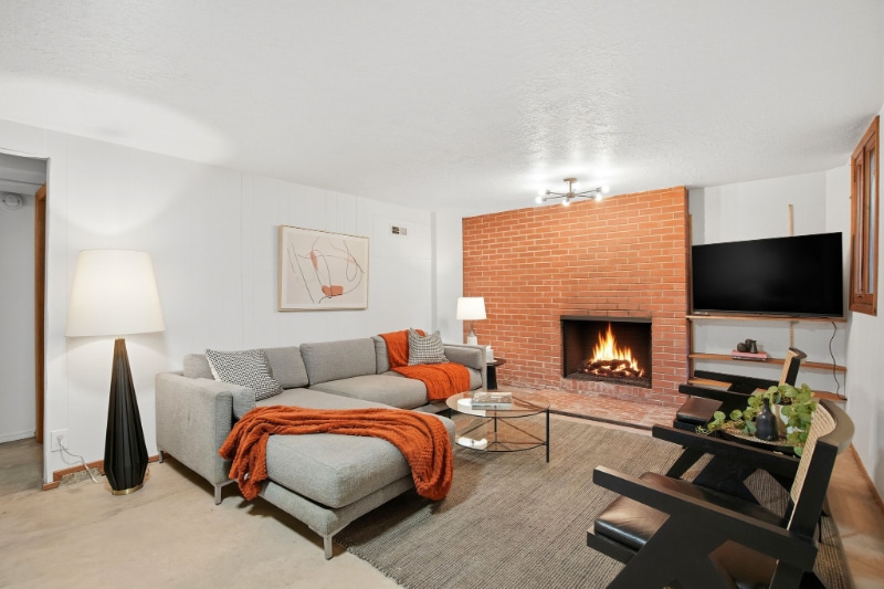 Building Photo - 5847 NE 30th Ave