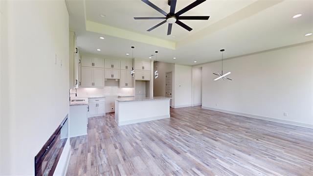 Building Photo - 7215 Thurston Dr