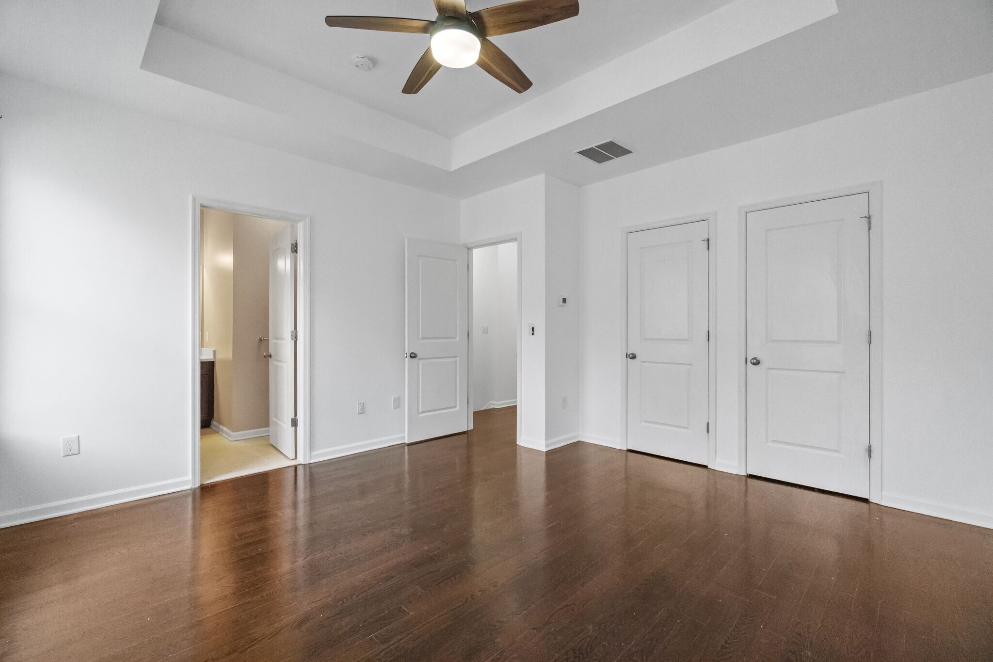 Building Photo - 205 Roosevelt Dr