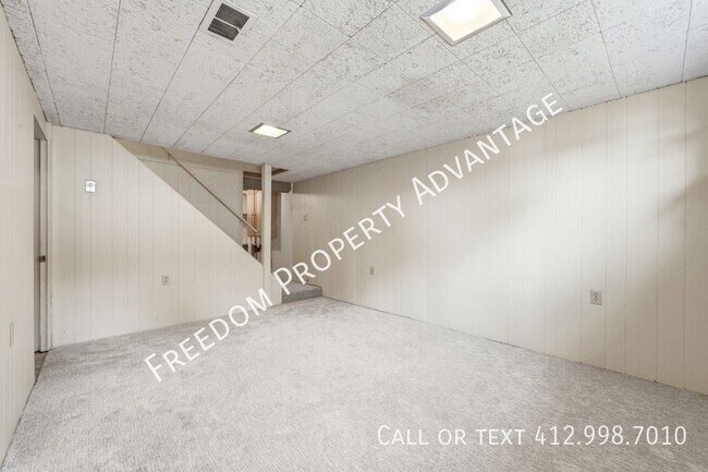 Building Photo - 139 W Fair Meadows Dr