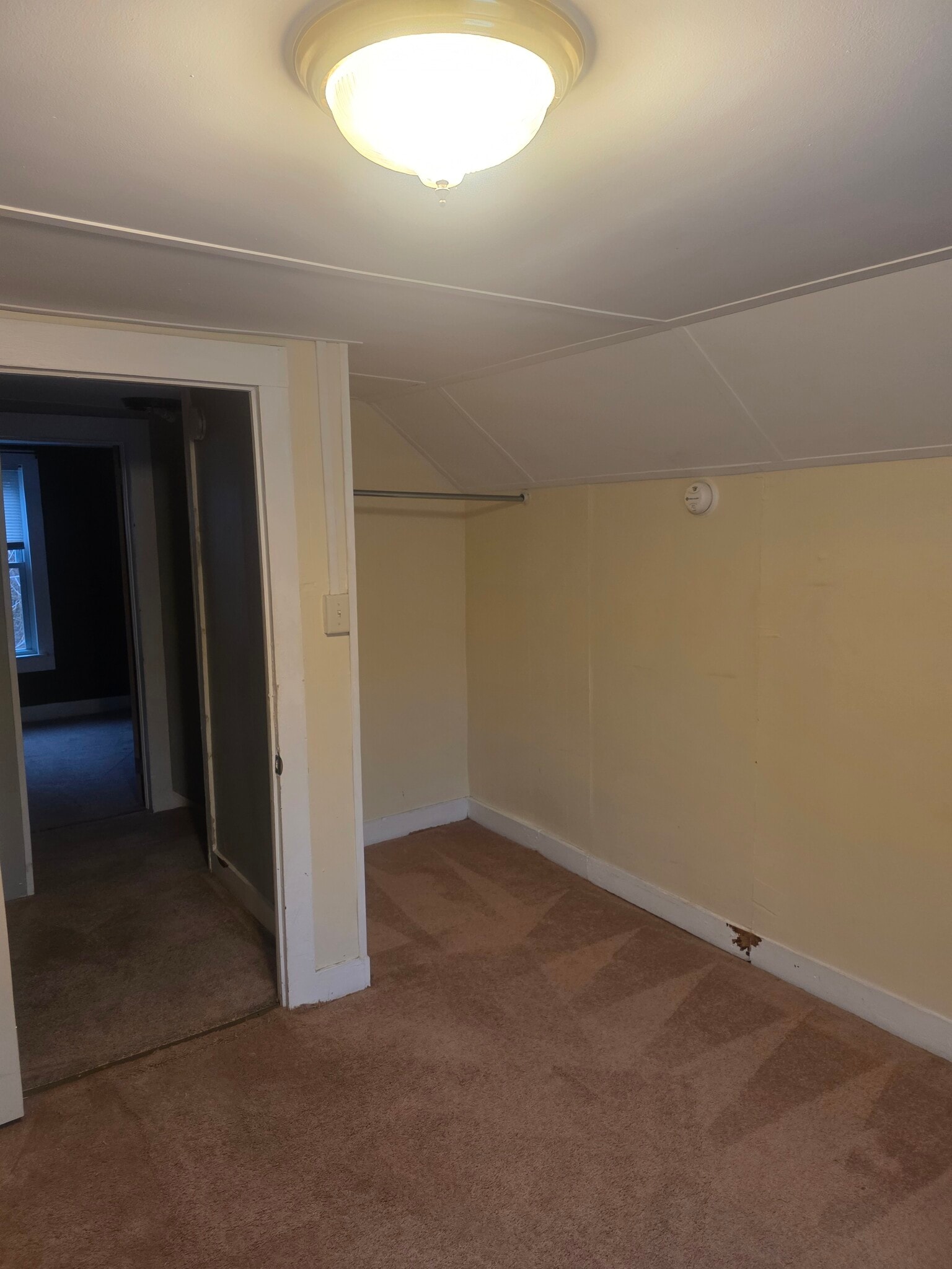 main bedroom - 57 Ellsworth St