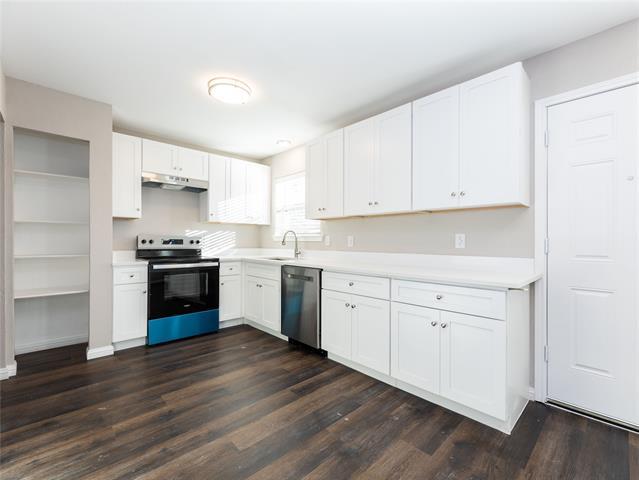 Building Photo - 1022 Daniels Dr