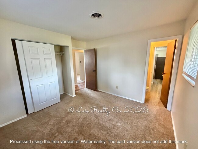 Building Photo - 1463 Skylark Dr