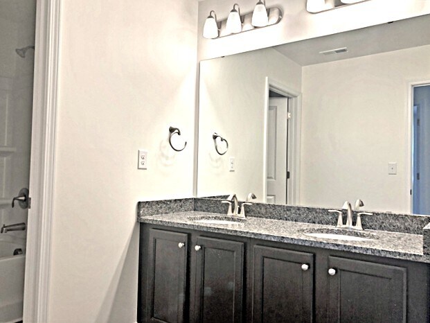 Building Photo - 13021 Wishsong Ct