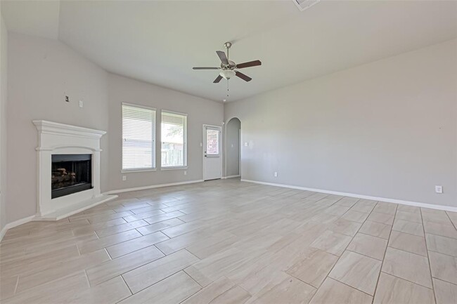 Building Photo - 3230 Voyager Ln