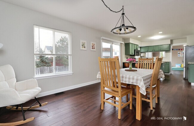 Building Photo - 2764 Olympic Ct