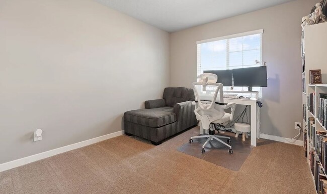 Building Photo - 1057 Bulrush Dr