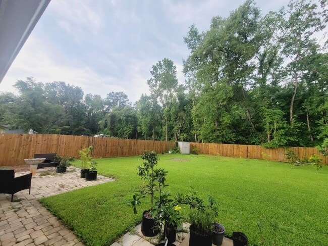 Building Photo - 2136 Little River Ln