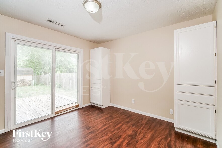Building Photo - 5373 Padre Ln