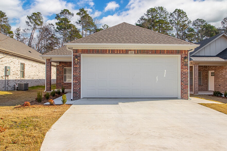 Building Photo - 13410 Teton Dr