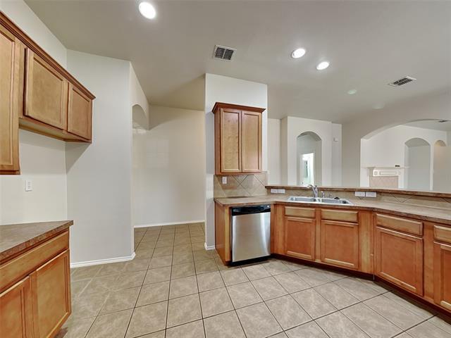 Building Photo - 9100 Lockhart Dr