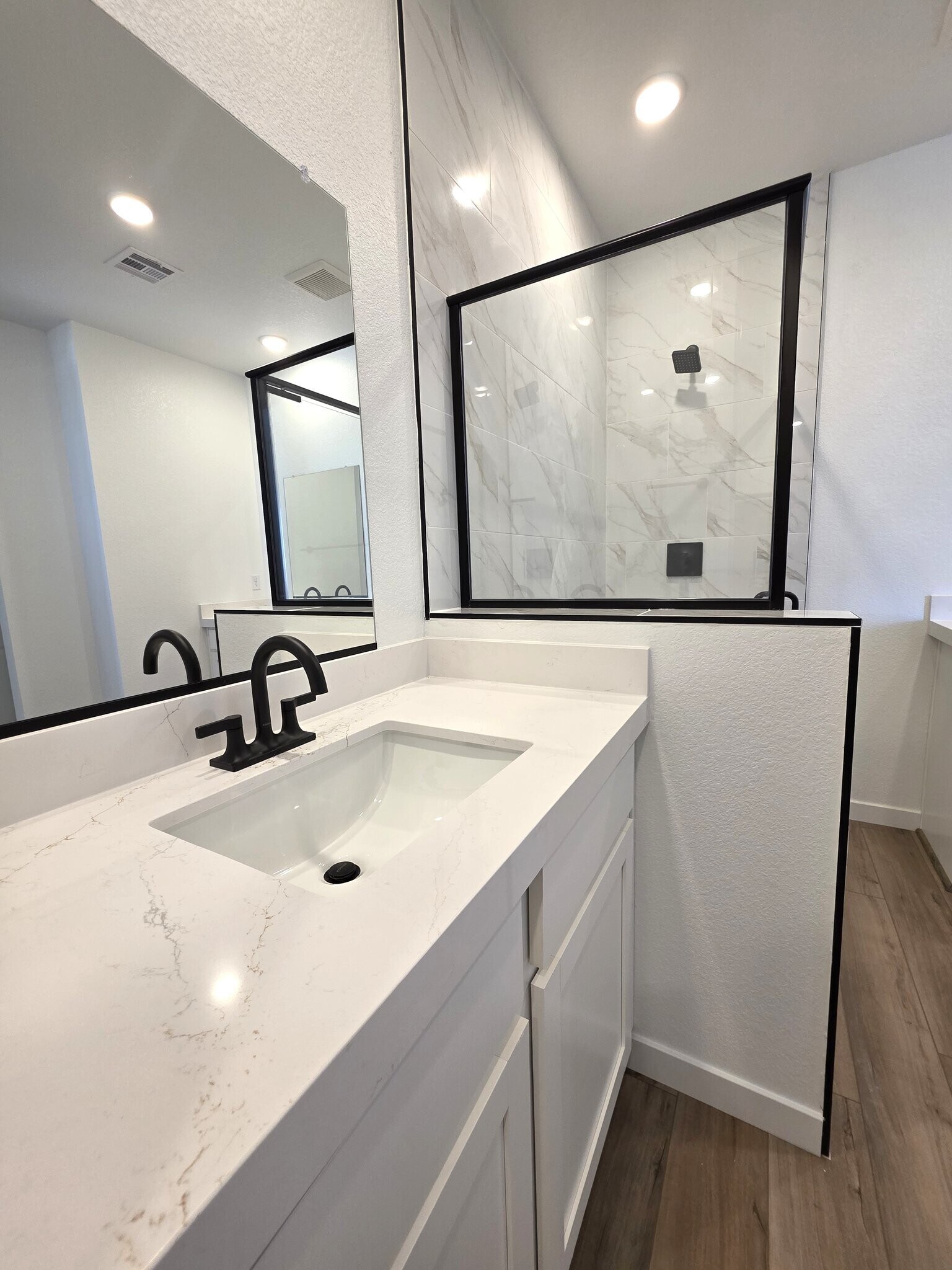 Building Photo - 10113 Sequoia Fls Pl