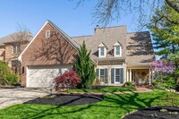 Building Photo - 9927 Gleneagle Pl