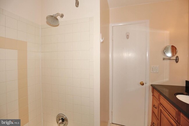 Building Photo - 6308 Marywood Rd