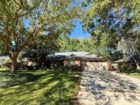 Building Photo - 2217 Hammock Oaks Dr N