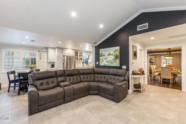 Building Photo - 4816 Indianola Way