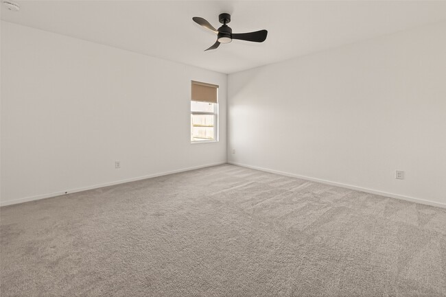 Building Photo - 6915 Lilac Vine Ln